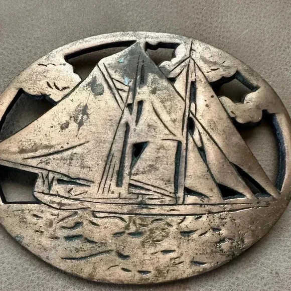 Vintage Copper Finish Cast Iron Sail Boat Trivet / ODI 1990 Taiwan Ocean Clouds - Picture 2 of 6